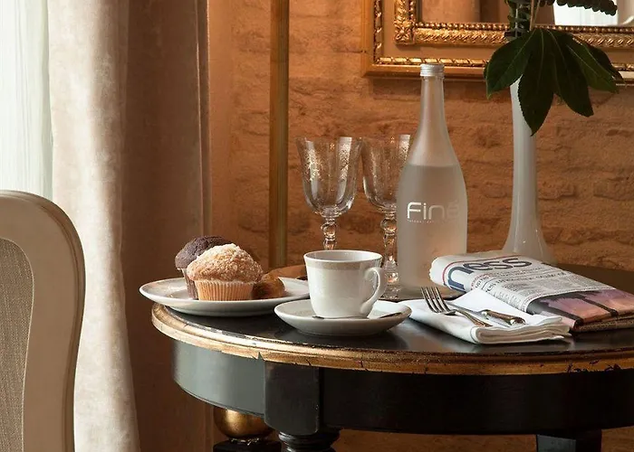 カーサ 1800 ホテル