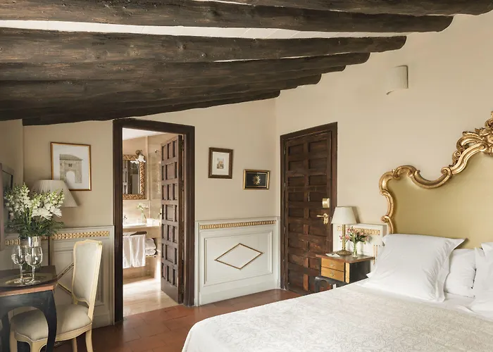 カーサ 1800 ホテル 3*