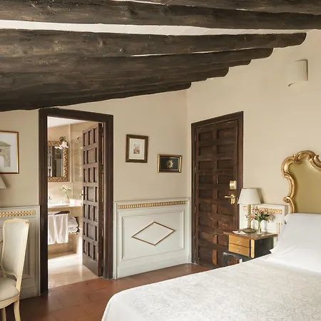 Hotel Casa 1800 Granada