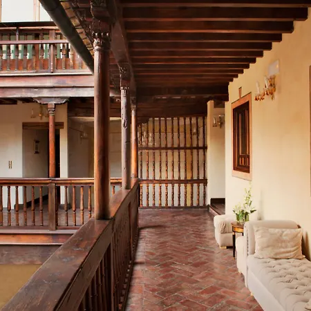 فندق كاسا 1800